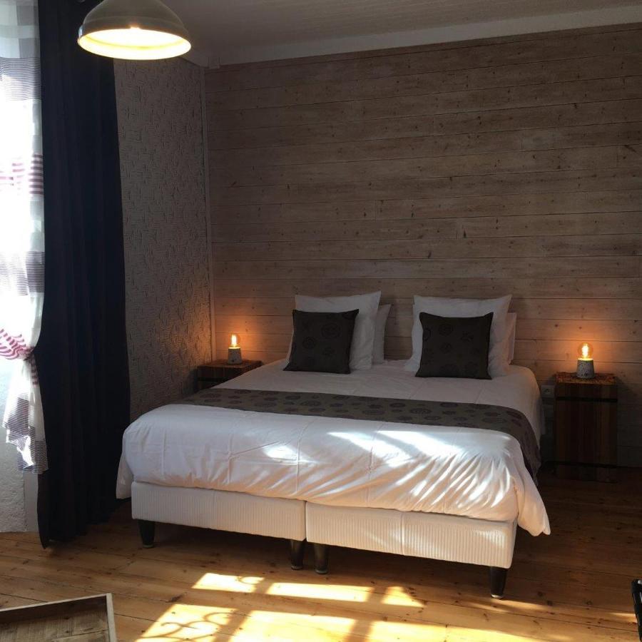 Hotel Tilleuls Et Bambous Saint-Sauveur-d'Aunis Zewnętrze zdjęcie