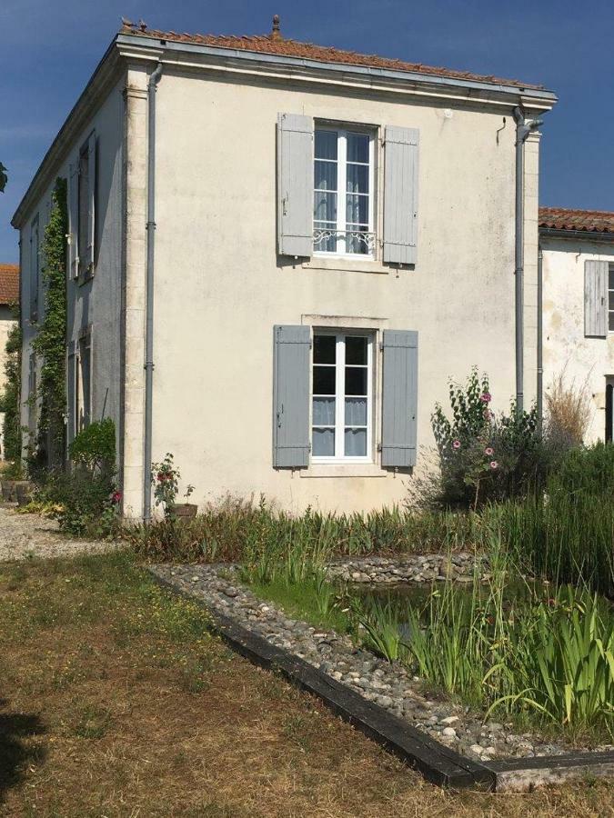 Hotel Tilleuls Et Bambous Saint-Sauveur-d'Aunis Zewnętrze zdjęcie