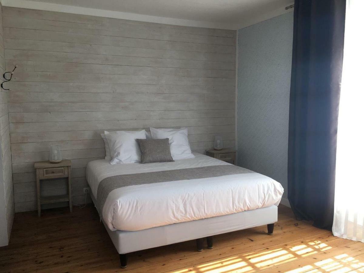 Hotel Tilleuls Et Bambous Saint-Sauveur-d'Aunis Zewnętrze zdjęcie