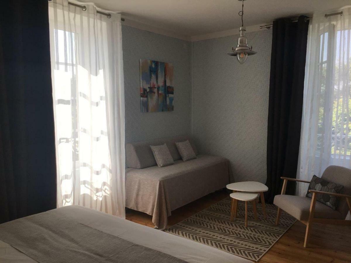 Hotel Tilleuls Et Bambous Saint-Sauveur-d'Aunis Zewnętrze zdjęcie