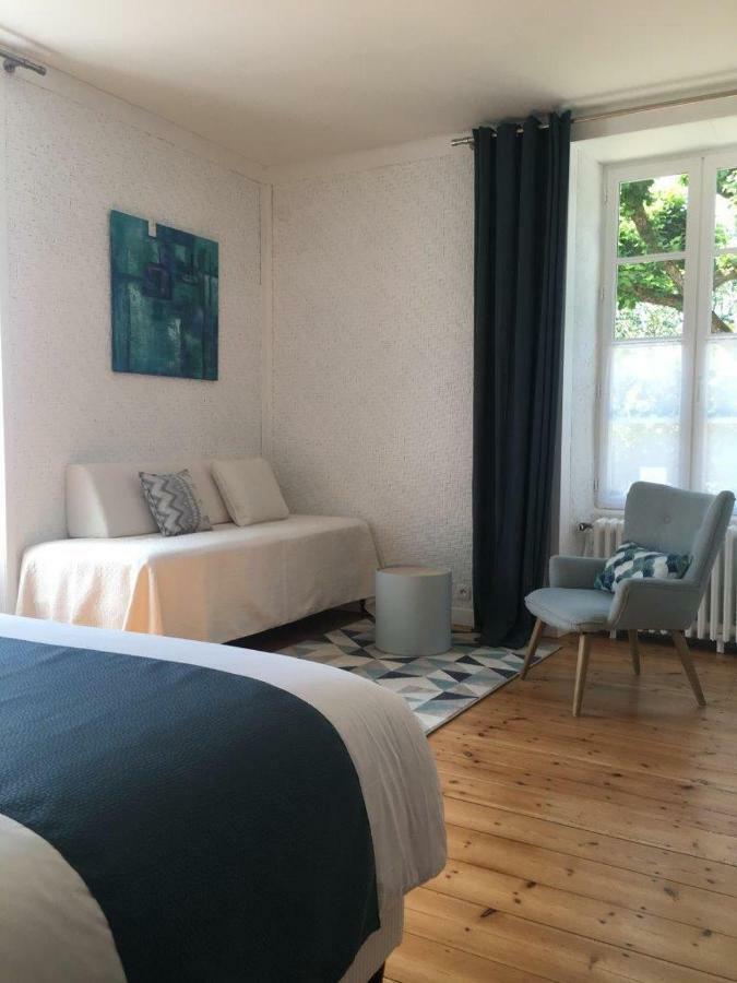 Hotel Tilleuls Et Bambous Saint-Sauveur-d'Aunis Zewnętrze zdjęcie