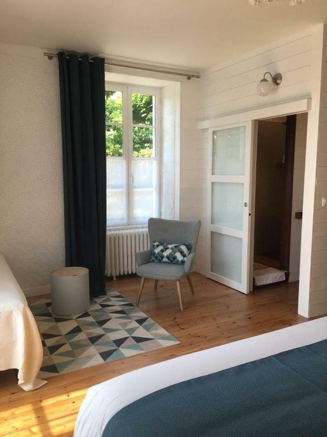 Hotel Tilleuls Et Bambous Saint-Sauveur-d'Aunis Zewnętrze zdjęcie